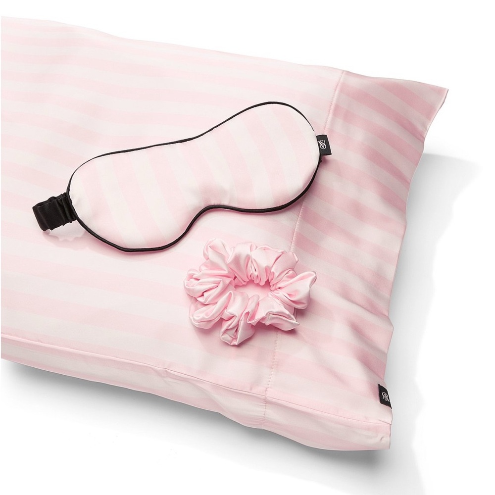VICTORIA'S SECRET Satin Sleep Gift Set